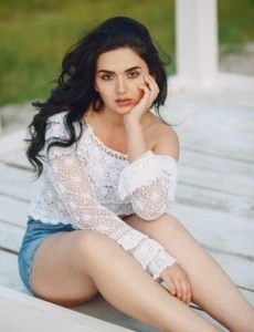 VIP companion girl in Taranagar – discreet service
